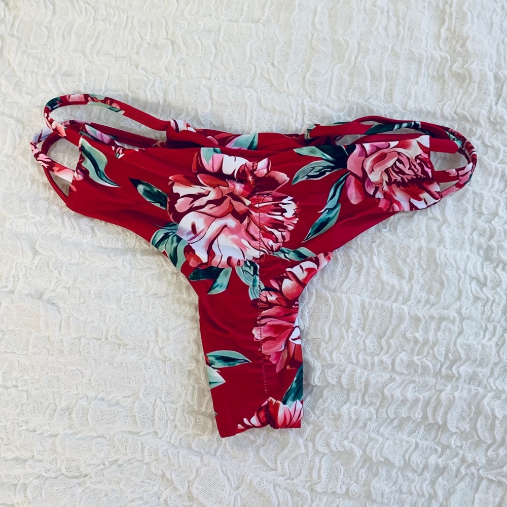 Costa Rica Bikini in Red❤️❤️ - Picture 2 of 3